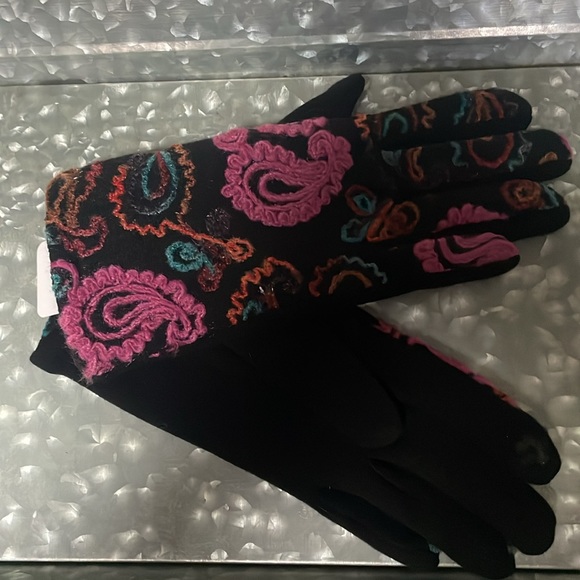 Winter Accessory Bundle - Picture 4 of 5